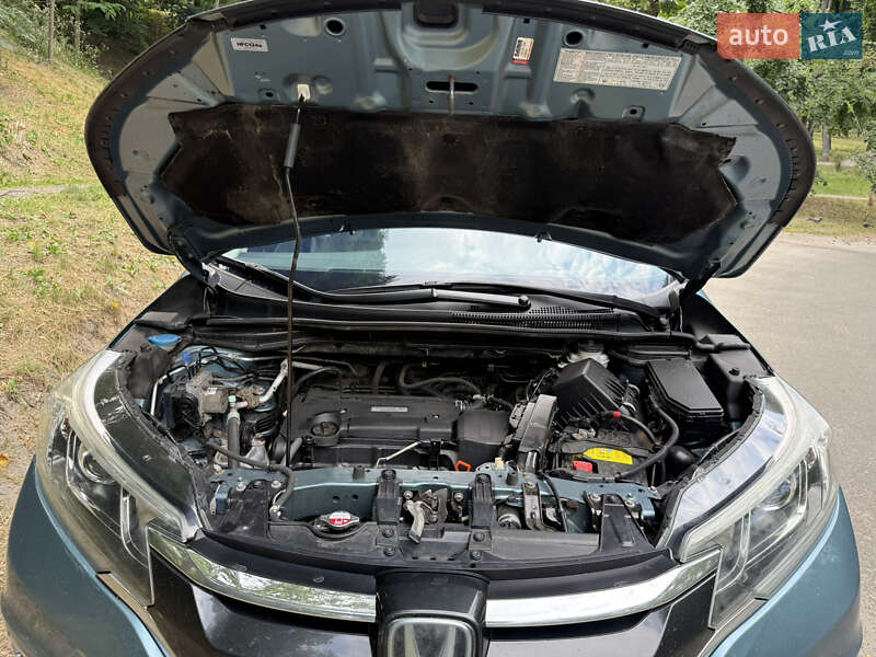 Внедорожник / Кроссовер Honda CR-V 2016 в Киеве