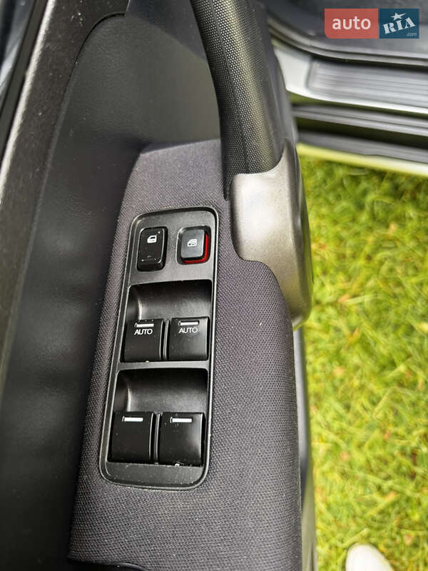 Внедорожник / Кроссовер Honda CR-V 2010 в Радивилове