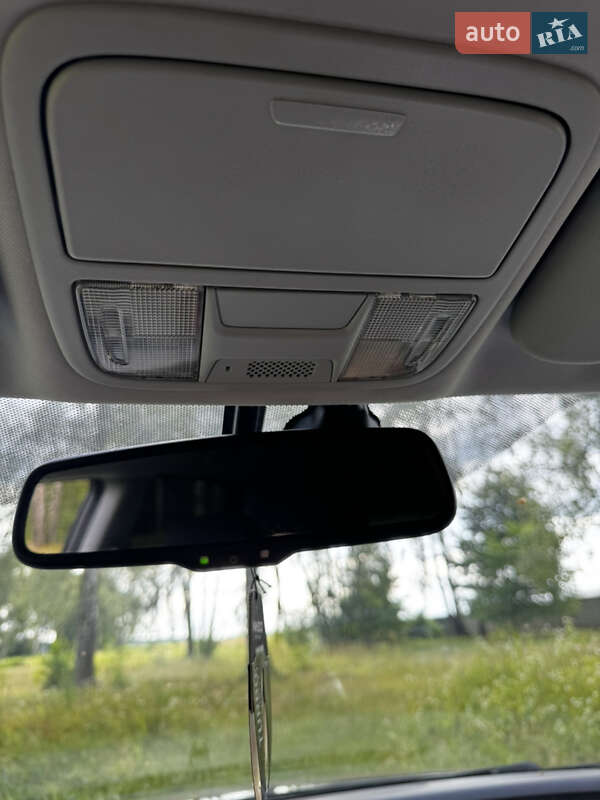 Внедорожник / Кроссовер Honda CR-V 2010 в Радивилове