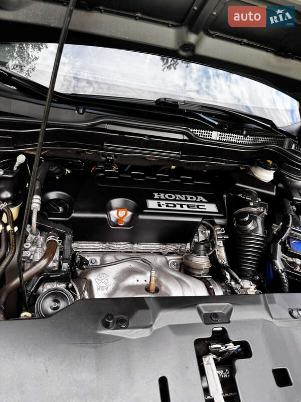 Внедорожник / Кроссовер Honda CR-V 2010 в Радивилове