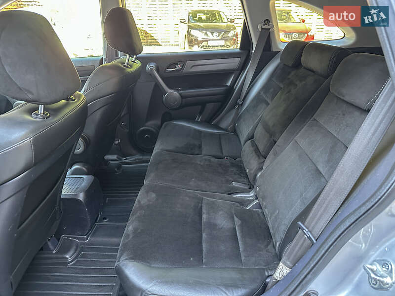 Внедорожник / Кроссовер Honda CR-V 2012 в Бродах