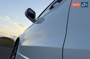 Внедорожник / Кроссовер Honda CR-V 2012 в 