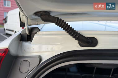 Внедорожник / Кроссовер Honda CR-V 2012 в 