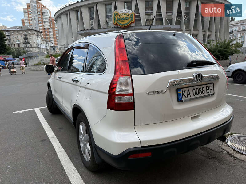 Внедорожник / Кроссовер Honda CR-V 2008 в Киеве