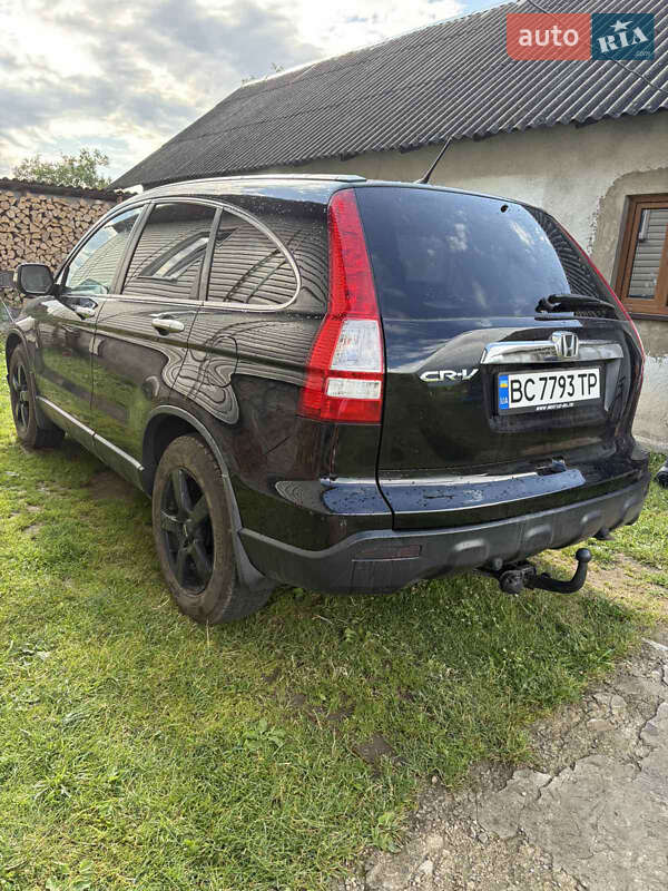 Внедорожник / Кроссовер Honda CR-V 2006 в Хырове