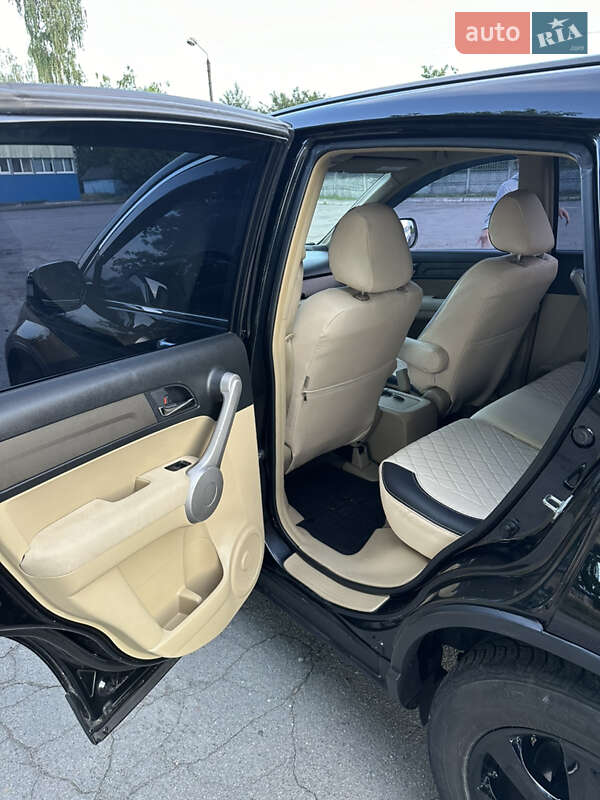 Внедорожник / Кроссовер Honda CR-V 2007 в Нетешине