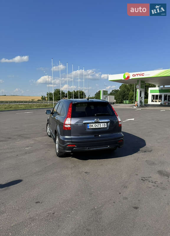 Внедорожник / Кроссовер Honda CR-V 2007 в Дубно