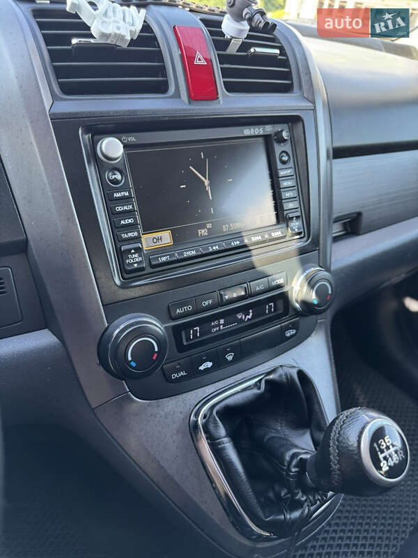 Внедорожник / Кроссовер Honda CR-V 2007 в Дубно
