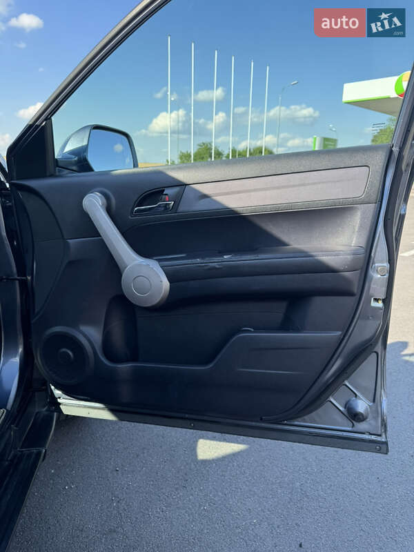Внедорожник / Кроссовер Honda CR-V 2007 в Дубно