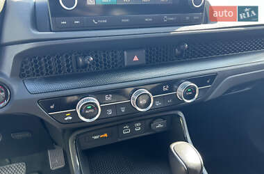 Внедорожник / Кроссовер Honda CR-V 2023 в 