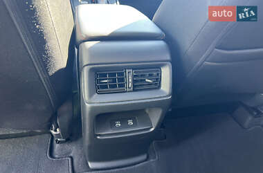 Внедорожник / Кроссовер Honda CR-V 2023 в 