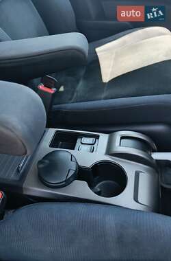 Внедорожник / Кроссовер Honda CR-V 2012 в 
