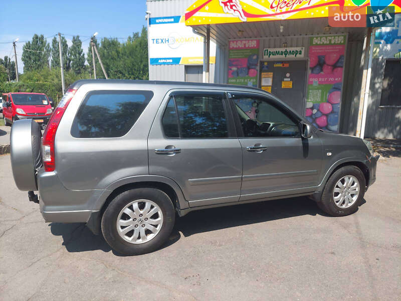 Внедорожник / Кроссовер Honda CR-V 2006 в Кременчуге