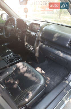 Внедорожник / Кроссовер Honda CR-V 2006 в 
