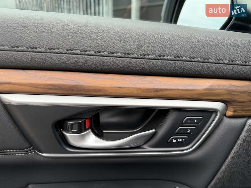 Внедорожник / Кроссовер Honda CR-V 2022 в Киеве