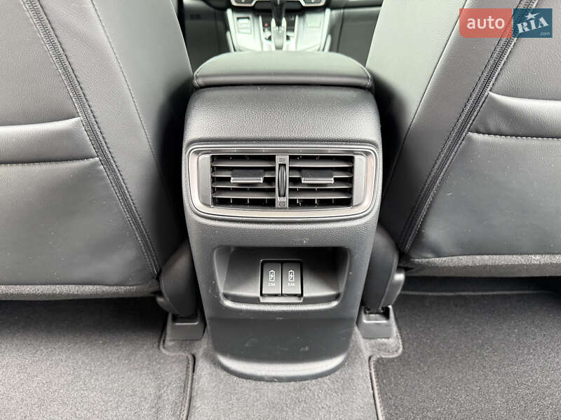 Внедорожник / Кроссовер Honda CR-V 2022 в Киеве