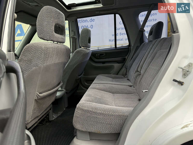 Внедорожник / Кроссовер Honda CR-V 1998 в Черновцах