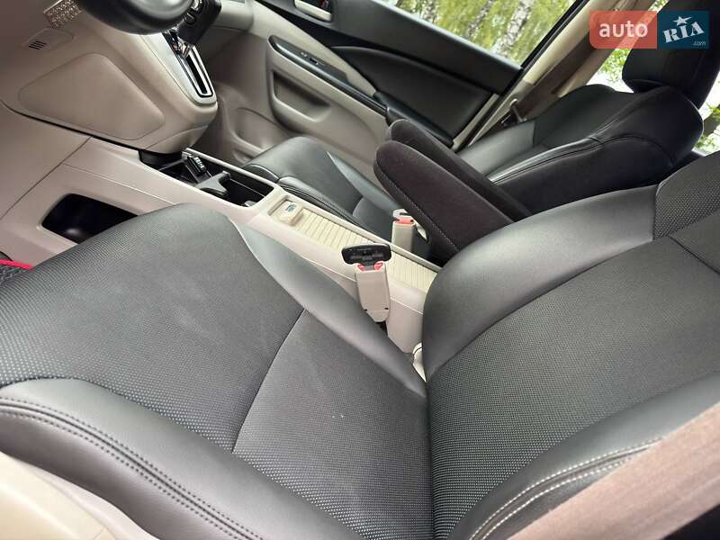 Внедорожник / Кроссовер Honda CR-V 2013 в Ахтырке