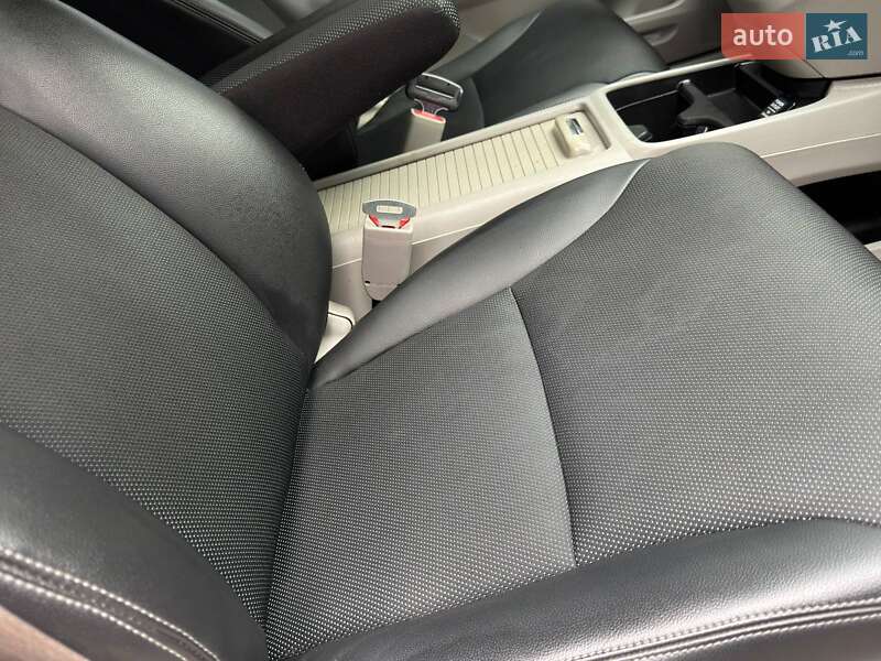 Внедорожник / Кроссовер Honda CR-V 2013 в Ахтырке