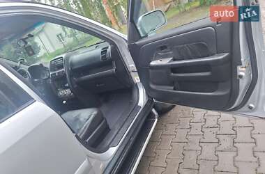 Внедорожник / Кроссовер Honda CR-V 2002 в 