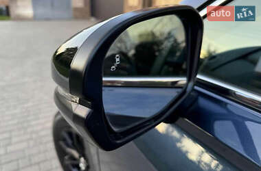 Внедорожник / Кроссовер Honda CR-V 2023 в 