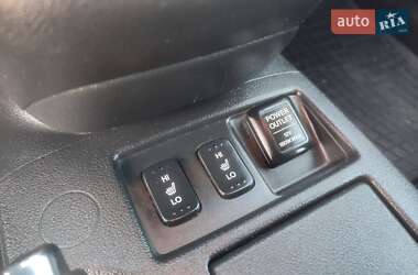 Внедорожник / Кроссовер Honda CR-V 2012 в 