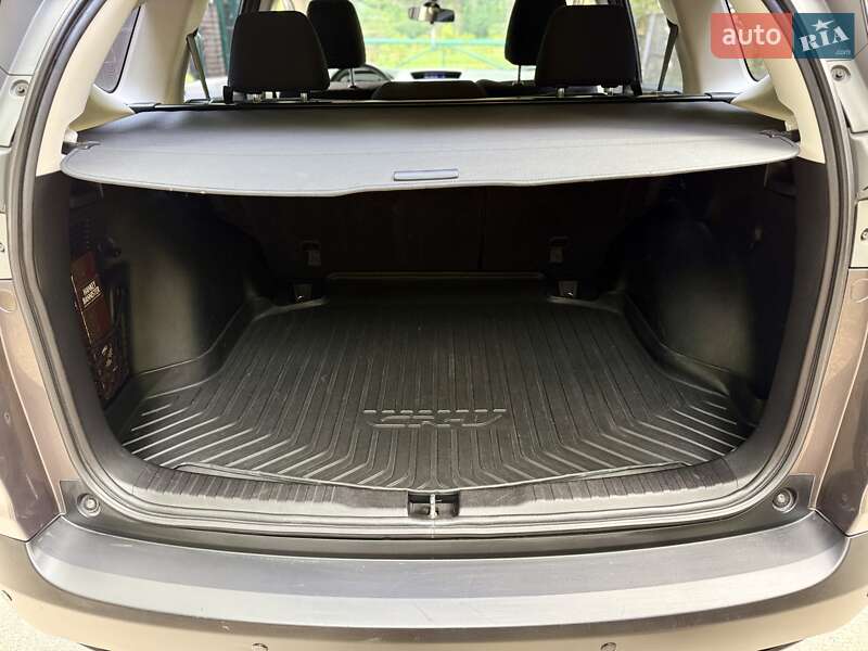 Внедорожник / Кроссовер Honda CR-V 2013 в Киеве
