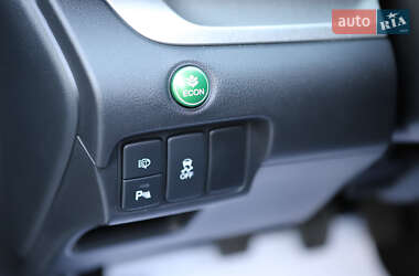 Внедорожник / Кроссовер Honda CR-V 2014 в 