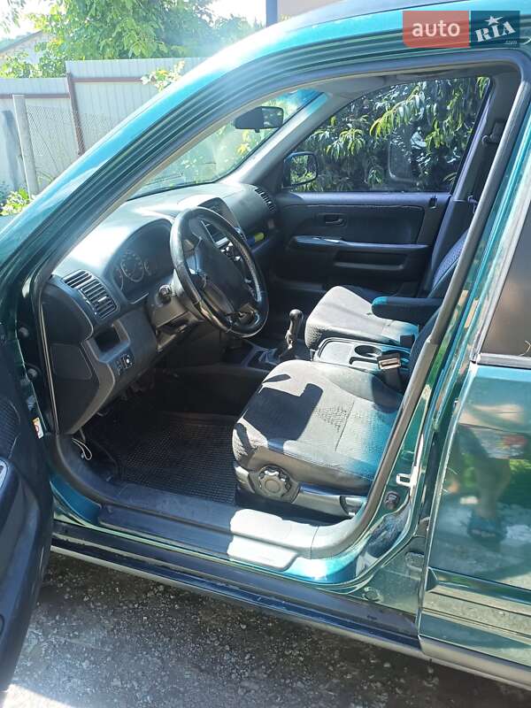 Внедорожник / Кроссовер Honda CR-V 2002 в Киеве