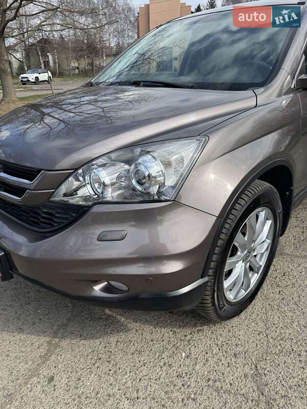 Внедорожник / Кроссовер Honda CR-V 2010 в Черновцах