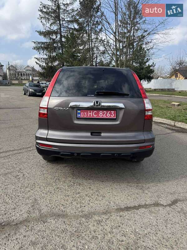 Внедорожник / Кроссовер Honda CR-V 2010 в Черновцах
