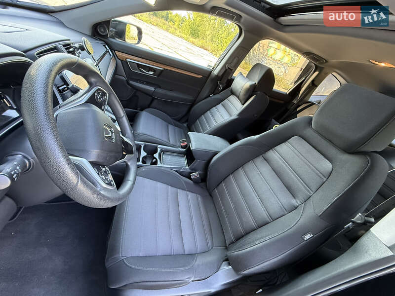 Внедорожник / Кроссовер Honda CR-V 2020 в Харькове