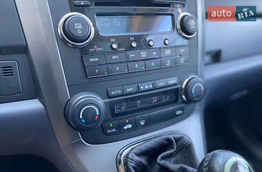 Позашляховик / Кросовер Honda CR-V 2007 в 