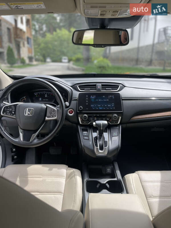 Внедорожник / Кроссовер Honda CR-V 2017 в Киеве