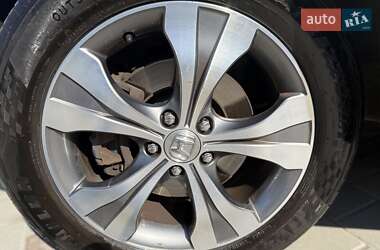 Внедорожник / Кроссовер Honda CR-V 2014 в 