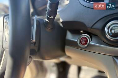 Внедорожник / Кроссовер Honda CR-V 2014 в 