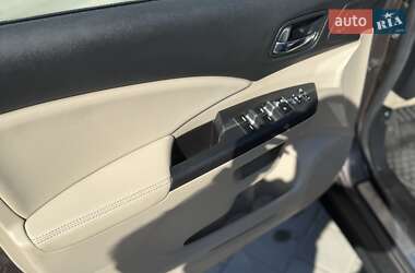 Внедорожник / Кроссовер Honda CR-V 2014 в 