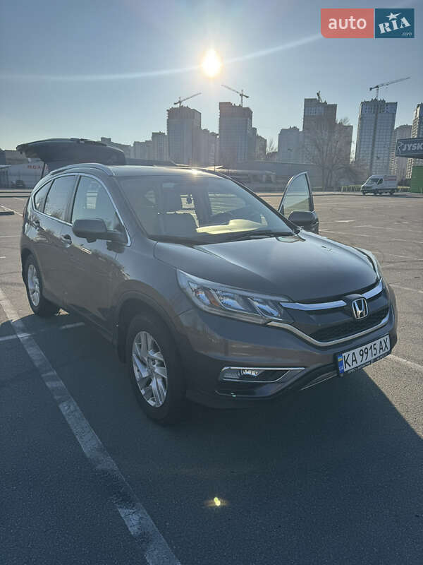 Позашляховик / Кросовер Honda CR-V 2015 в Києві