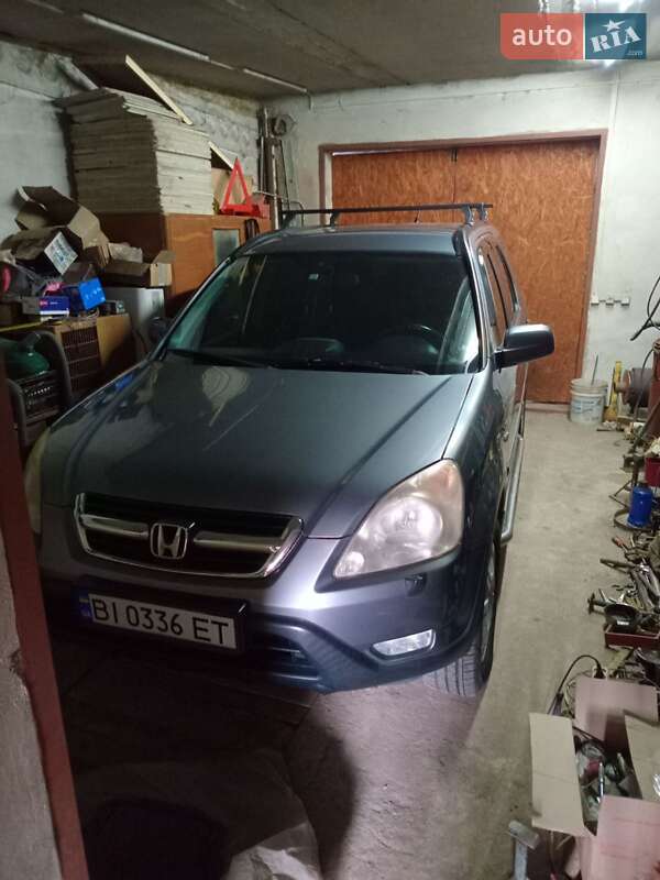 Позашляховик / Кросовер Honda CR-V 2004 в Полтаві