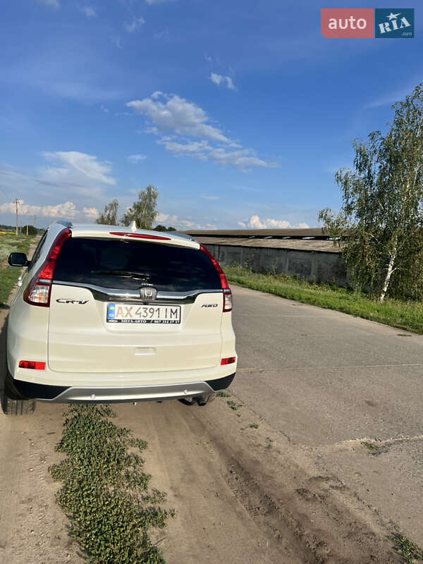 Внедорожник / Кроссовер Honda CR-V 2016 в Змиеве