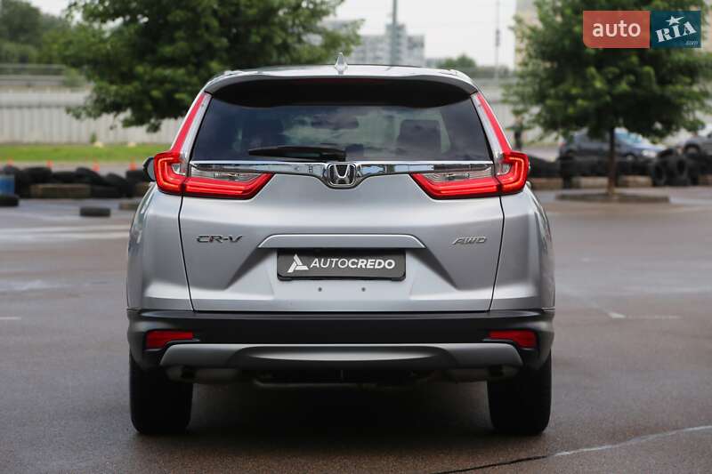 Позашляховик / Кросовер Honda CR-V 2018 в Києві