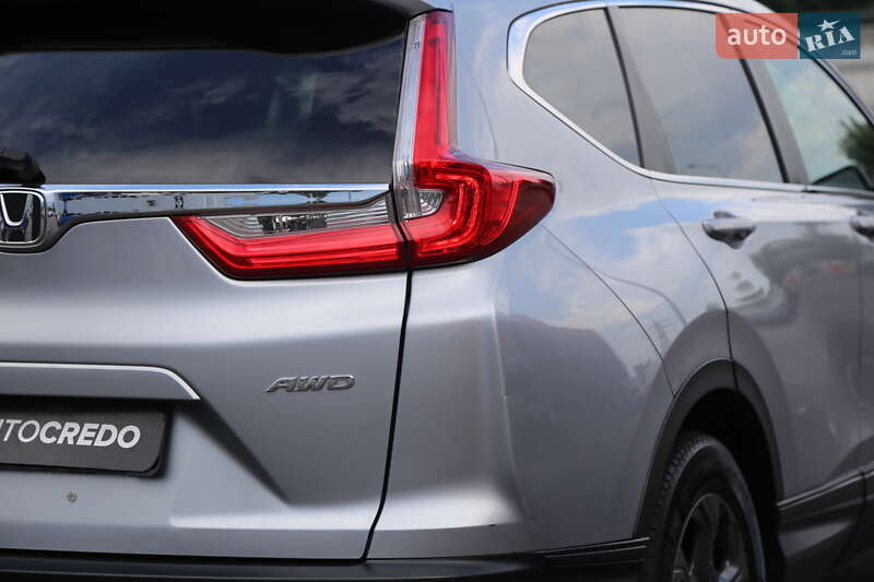 Позашляховик / Кросовер Honda CR-V 2018 в Києві