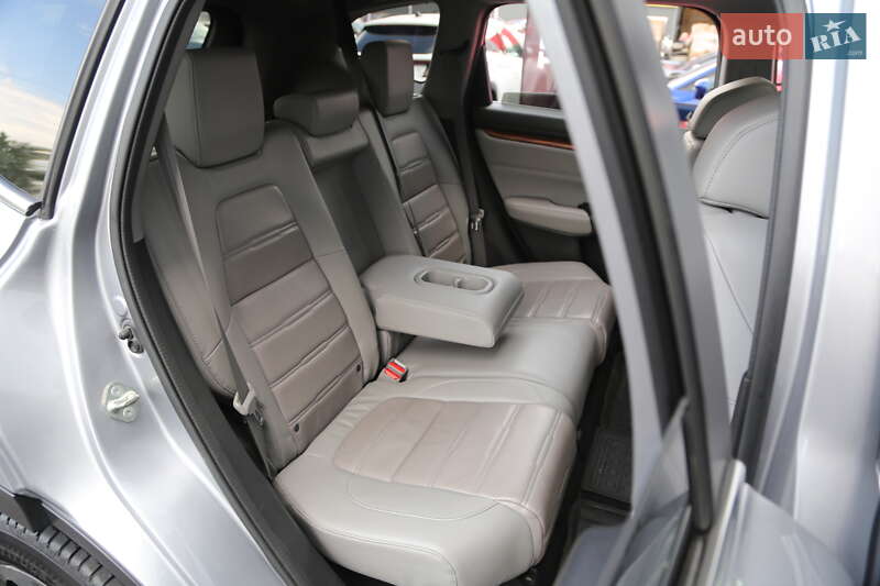 Позашляховик / Кросовер Honda CR-V 2018 в Києві