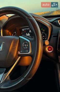 Внедорожник / Кроссовер Honda CR-V 2021 в 
