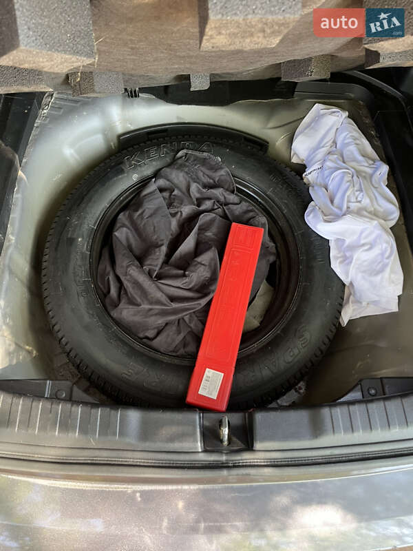 Позашляховик / Кросовер Honda CR-V 2016 в Кривому Розі