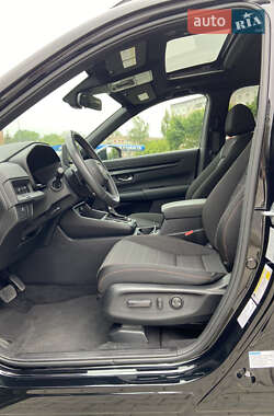 Внедорожник / Кроссовер Honda CR-V 2023 в 