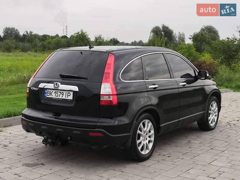 Внедорожник / Кроссовер Honda CR-V 2008 в Здолбунове