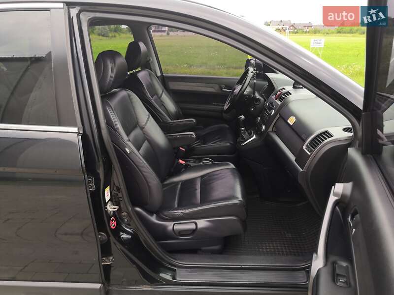 Внедорожник / Кроссовер Honda CR-V 2008 в Здолбунове