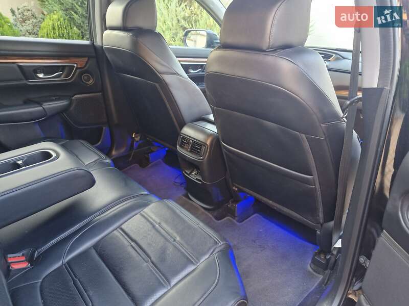 Внедорожник / Кроссовер Honda CR-V 2018 в Одессе