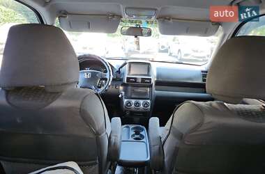 Внедорожник / Кроссовер Honda CR-V 2005 в 